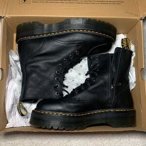 Dr. Martens Jadon III Leather Platform Boots Size 12
